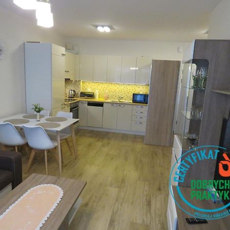 Blizej Morza U Jacka Z Garazem Apartment Kolobrzeg Bagian luar foto