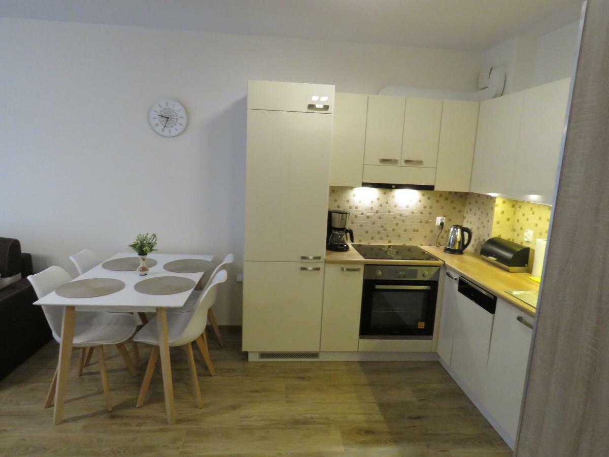 Blizej Morza U Jacka Z Garazem Apartment Kolobrzeg Bagian luar foto