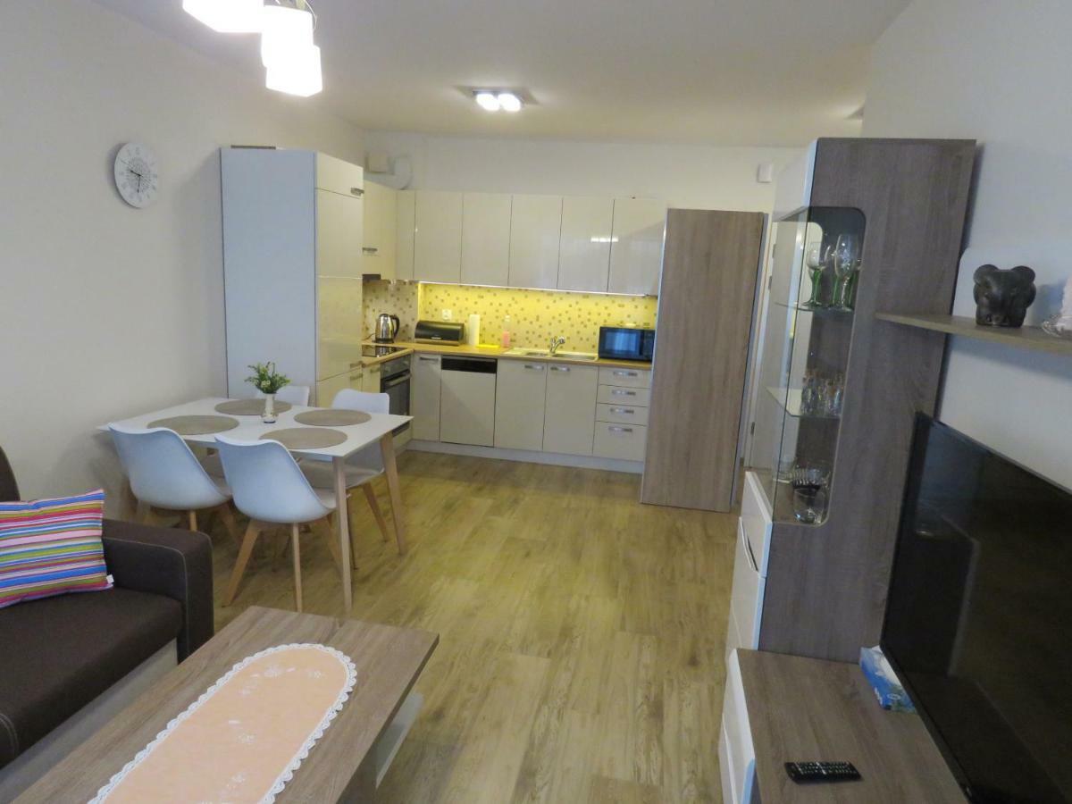 Blizej Morza U Jacka Z Garazem Apartment Kolobrzeg Bagian luar foto