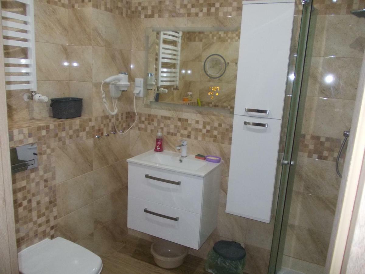 Blizej Morza U Jacka Z Garazem Apartment Kolobrzeg Bagian luar foto
